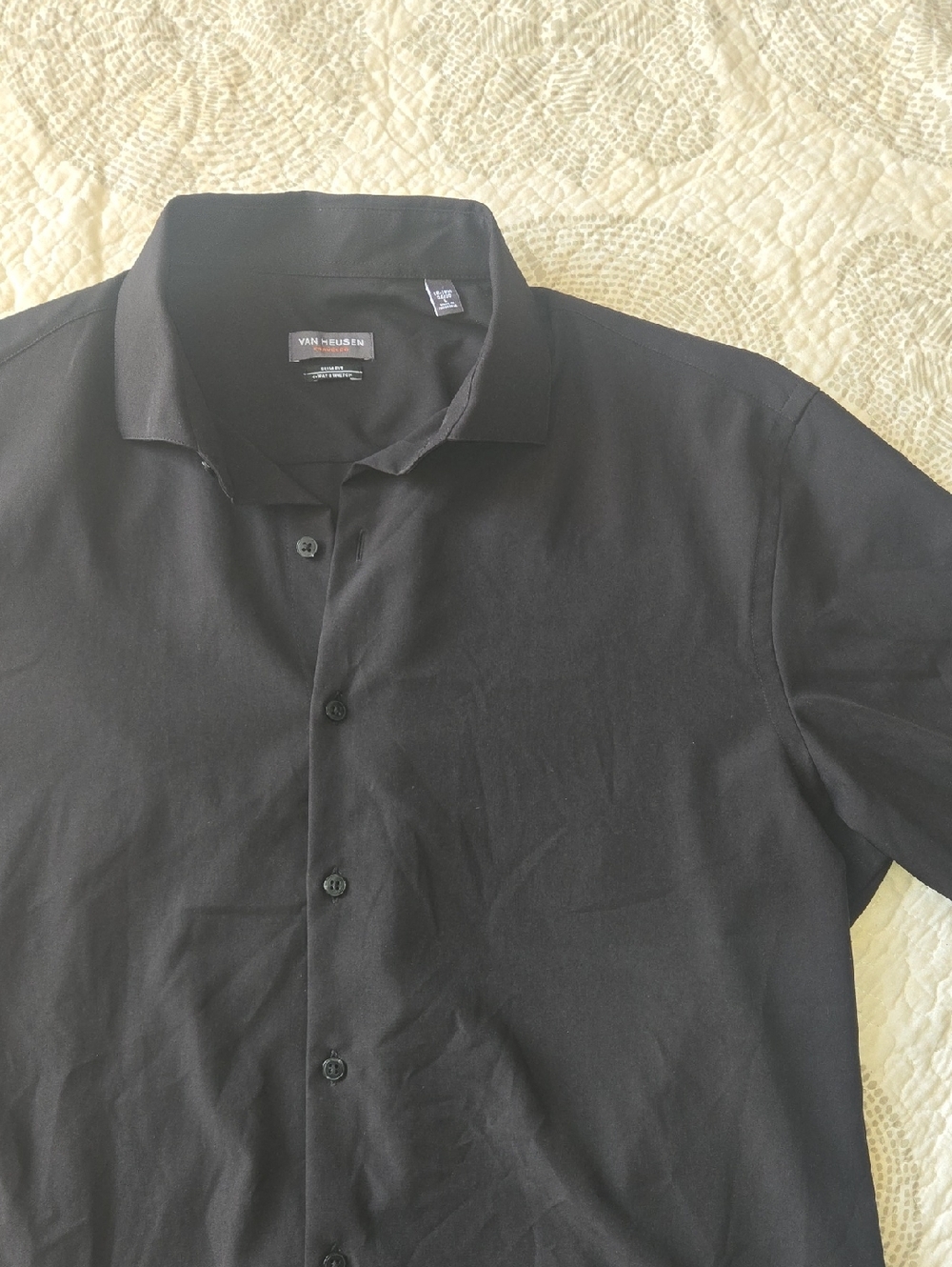 Van Heusen Men's Black Casual Button-Down Shirt